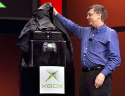 Bill Gates presentando la Xbox